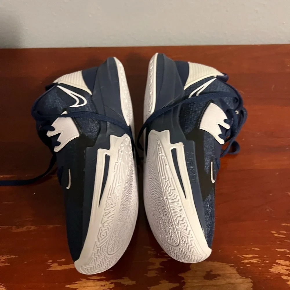 Nike Navy and White Kyrie Low 5 TB Midnight Navy